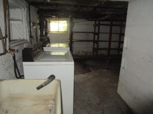 152 Cleveland Ave, Pittsburgh PA  15214-1246 exterior