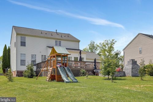 594 Sawgrass Dr, Charles Town WV  25414-5968 exterior