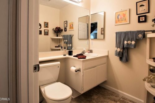 456 Wooley Rd, Oxnard CA  93030-0072 exterior