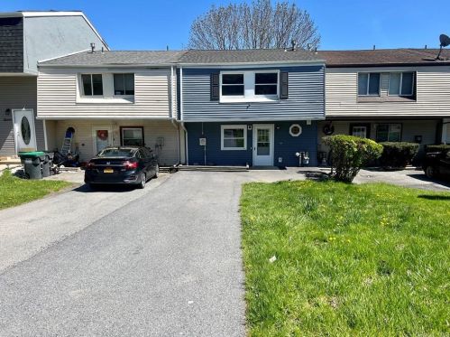 11 Silo Ln, Middletown NY  10940-2603 exterior