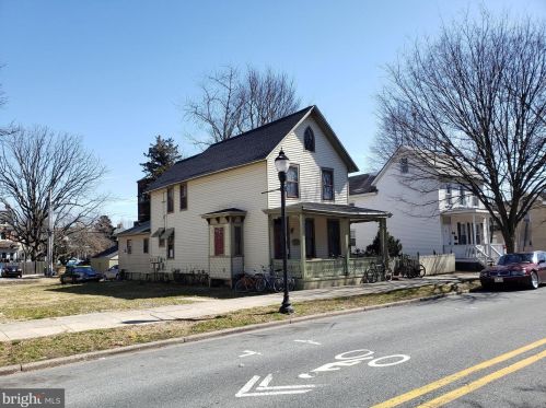 33 Governors Ave, Dover DE  19904-3111 exterior