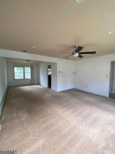 86 Kingston Rd, Parsippany NJ  07054-3148 exterior