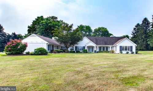 316 Longwood Rd, Kennett Sq, PA 19348-1808