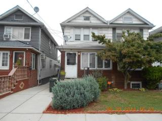1353 57th St, Brooklyn, NY 11219-4637