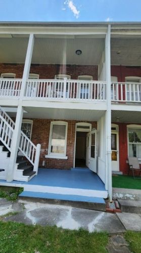 533 6th St, Trafford PA  15085-1004 exterior