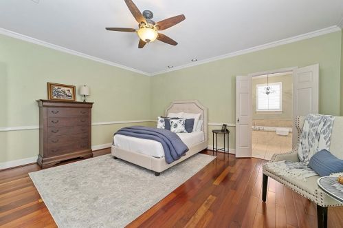 1811 Forest Meadow Ln, Richardson TX  75081-2166 exterior