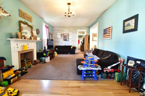 32 Chillicothe St, Selma, OH 45368-9300