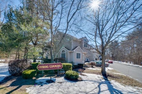 48 Bradley St, Plainville CT  06062-1600 exterior