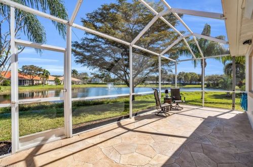532 Joseph Ct, Naples, FL 34104-9454
