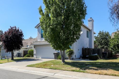 8660 Spring House Way, Elk Grove, CA 95624-1230