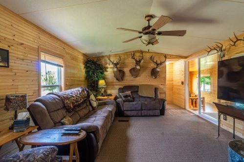 51 Union Hill Rd, Peebles, OH 45660-9158