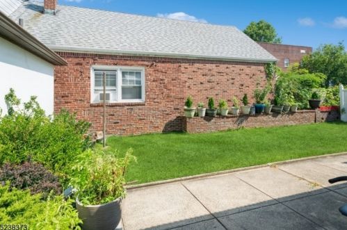 716 Avenue C, Bayonne NJ  07002-2542 exterior