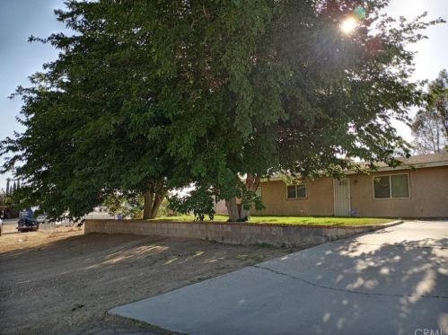 16116 Llanada Ave, Victorville, CA 92394-1154
