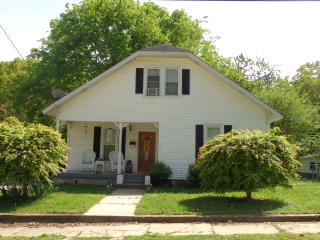 337 Edgewood St, Paris TN  38242-4136 exterior
