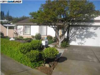 7 El Pintado Ct, West Pittsburg, CA 94565-4322