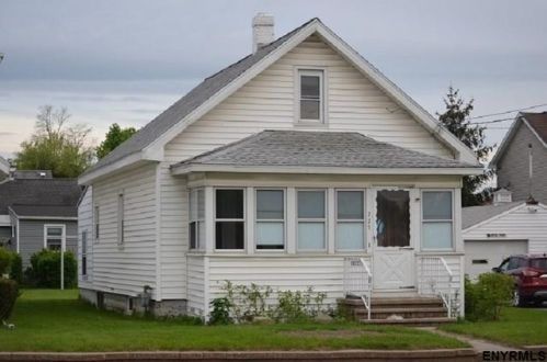 225 Mariaville Rd, Schenectady, NY 12306-1407