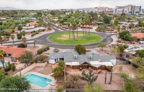 2103 Waverly St, Tucson, AZ 85719-3849