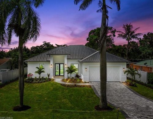 1208 Royal Palm Dr, Naples FL  34103-4823 exterior