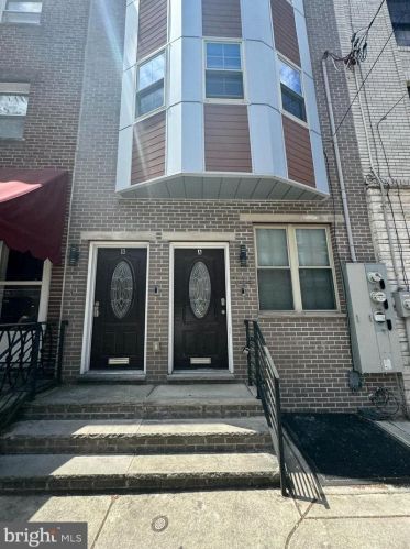 744 9th St, Philadelphia, PA 19147-2837