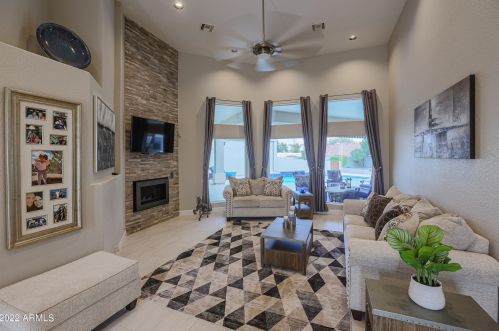 4753 Fallen Leaf Ln, Glendale AZ  85310-3006 exterior