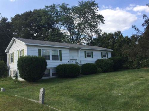 32 Grafton St, Chester, VT 05143-9245