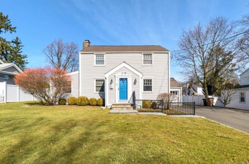 26 Alton Rd, Stamford, CT 06906-1128