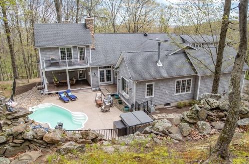 5 Chimney Hill Rd, Sherman, CT 06784-1306