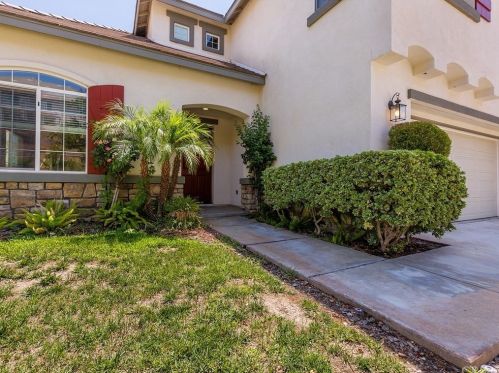 83 Plaza Avila, Lake Elsinore, CA 92532-0134