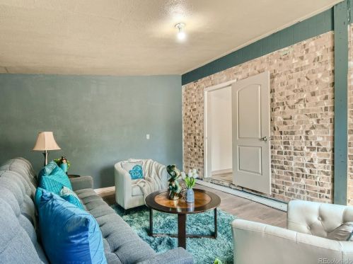 14951 Pensacola Pl, Denver CO  80239-6303 exterior