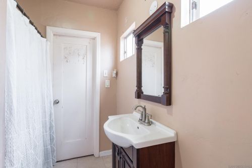 3103 Chamoune Ave, San Diego CA 92105-1803 exterior