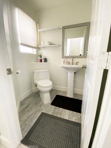 30422 Daisy Ct, Santa Clarita CA  91384-3779 exterior
