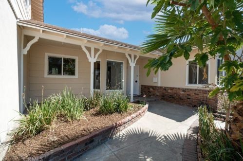 13402 Elmwood St, Garden Grove, CA 92843-2647