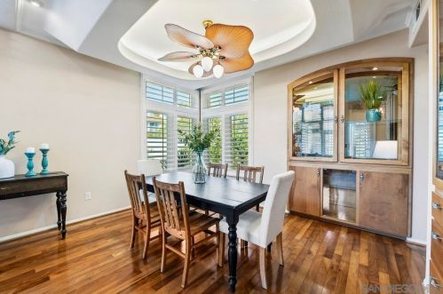 4712 Bryce Cir, Carlsbad CA  92008-4289 exterior