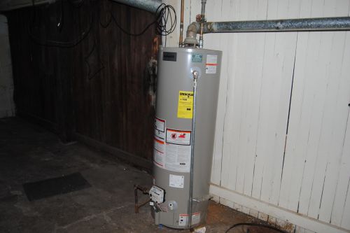 3109 Newhall St, Milwaukee WI  53211-3041 exterior