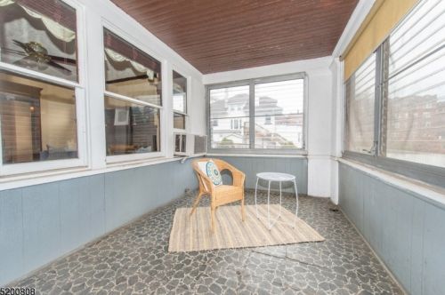 15 Beechwood Pl, Industrial Hillside, NJ 07205-2809