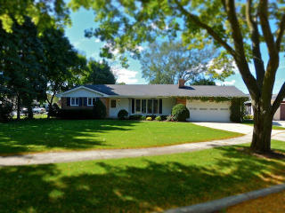 123 Kings Ct, Lyons WI  53105-1711 exterior