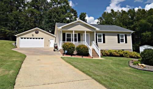 407 Riverton Ct, Gibsonville, NC 27249-2210