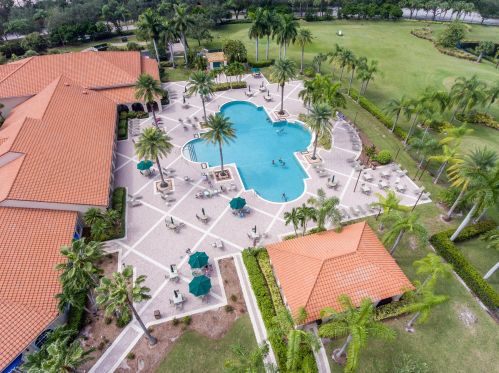 374 Granville St, Fort Pierce, FL 34986-2611