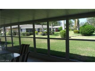 51 Glades Blvd, Naples FL  34112-1026 exterior