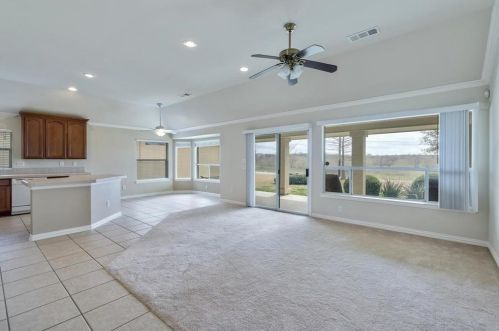 11313 Southerland Dr, Denton TX  76207-8693 exterior