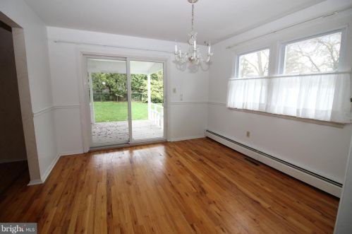 502 6th St, Lansdale PA  19446-2742 exterior