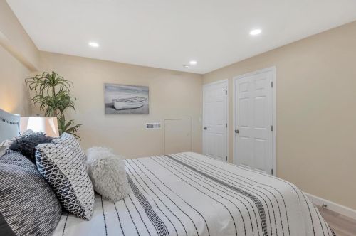625 Keoncrest Dr, South San Francisco CA  94080-2109 exterior
