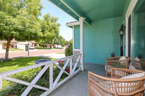 3387 Four Seasons Dr, Turlock CA  95382-9713 exterior