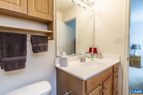 41 Robins Ct, Bybee VA  22963-2089 exterior