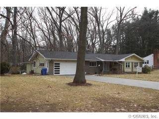 25 Trowbridge Trl, Pittsford, NY 14534-1419