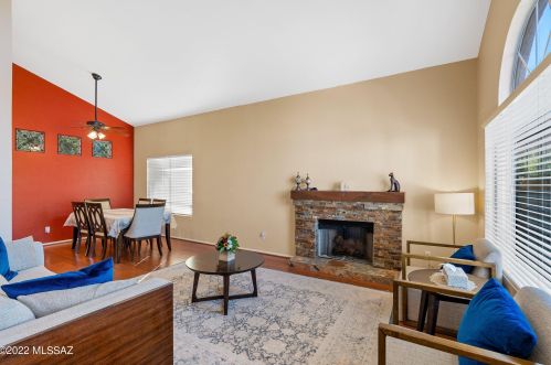 10202 Tarheel Pl, Tucson AZ  85737-6935 exterior