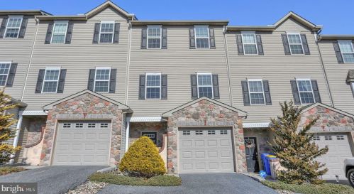 748 82nd St, Harrisburg, PA 17111-5503