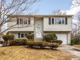 28 Springfield Ave, Greenlawn, NY 11740-3141