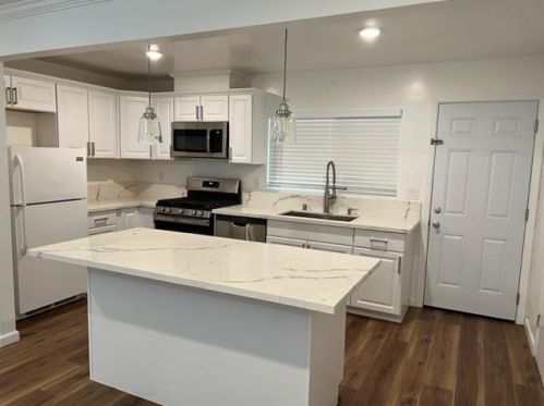 946 Fig Ln, Newman CA  95360-1106 exterior