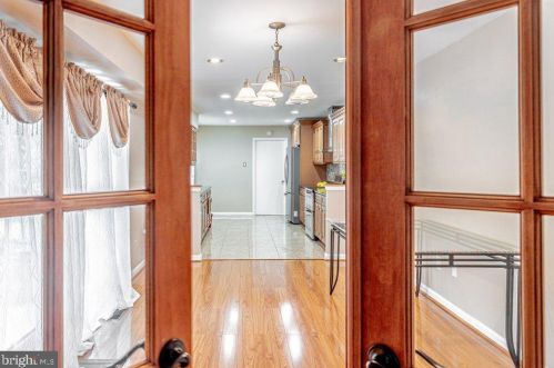 9 Emerald Ct, Willingboro NJ  08046-2272 exterior